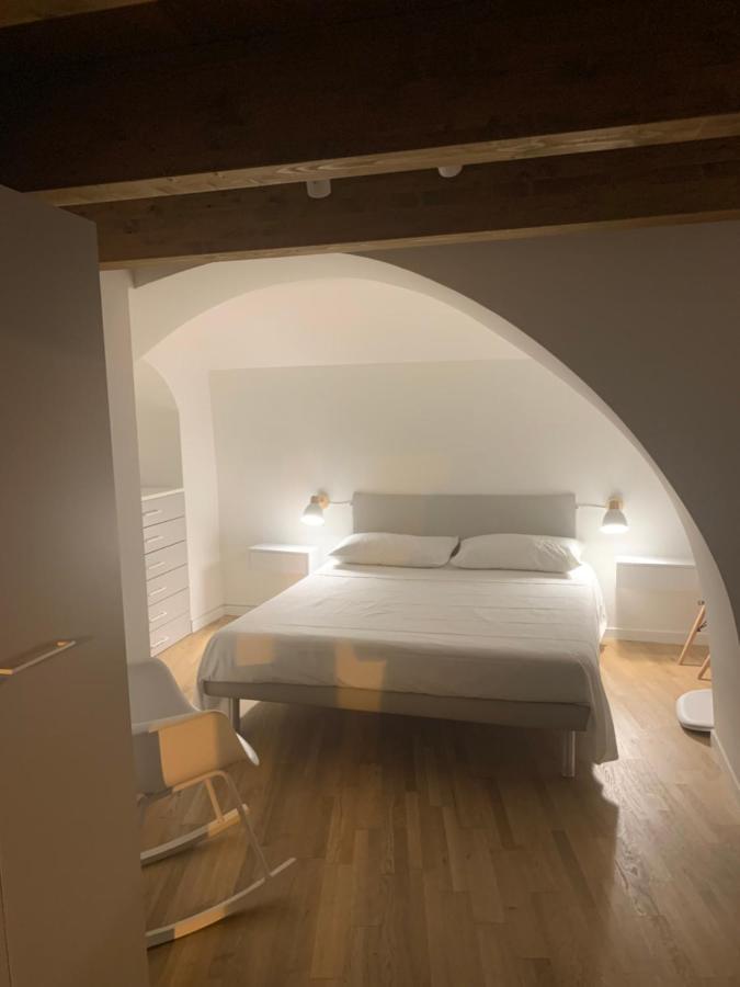 Apartament Ground Stone