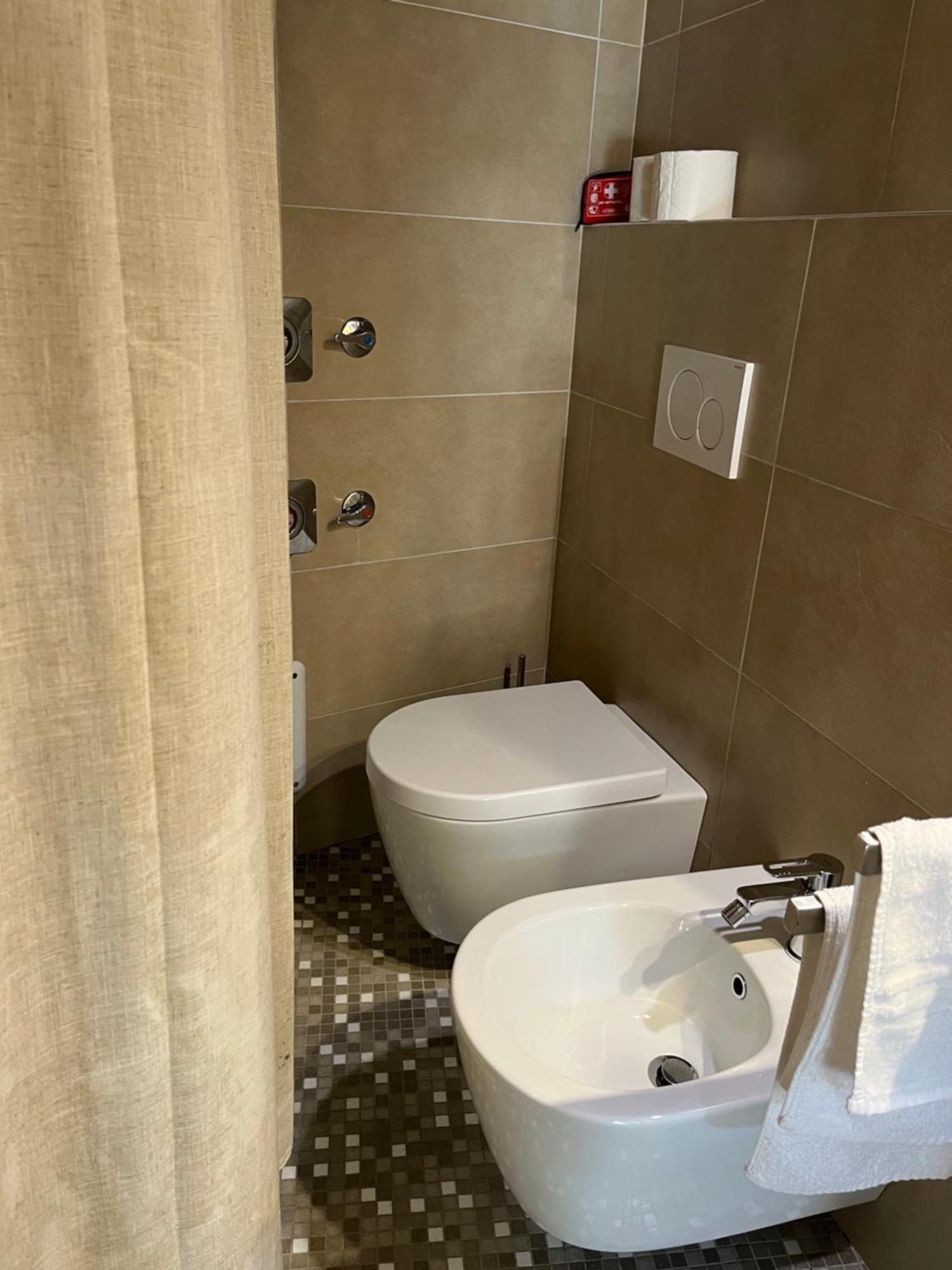 Ground Stone Apartament Bari